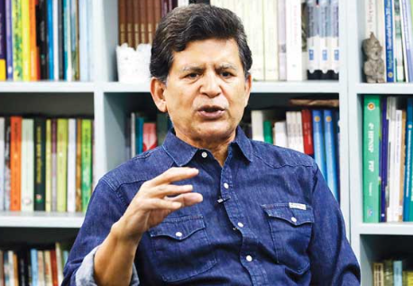 অন্তর্বর্তী সরকার তরুণদের ক্ষমতার লোভ শিখিয়েছে: হোসেন জিল্লুর রহমান
